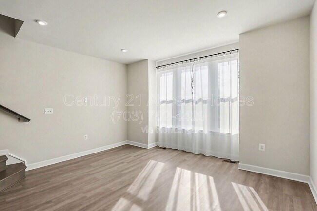 Photo - 2838 Dart Dr