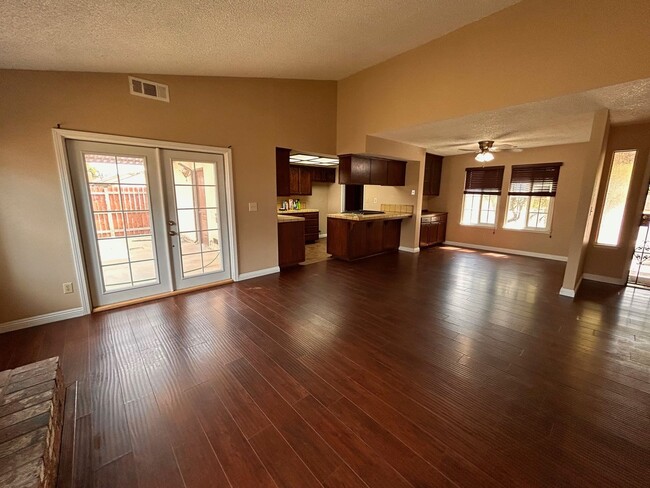 Photo - Cute home for rent in Tulare