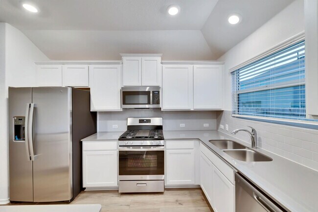 Photo - 113 River Rise Rd