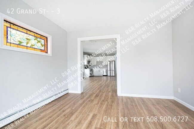 Photo - 42 Grand St Apartamento Unidad 3