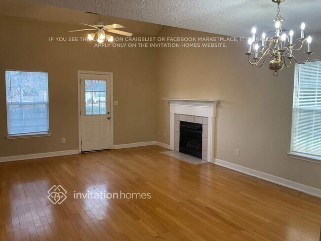 Photo - 2806 Rosemeade Dr