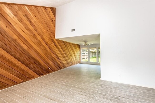 Photo - 1518 Durfey Ln