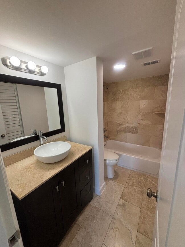 Photo - 21909 Lake Forest Cir Unit 102