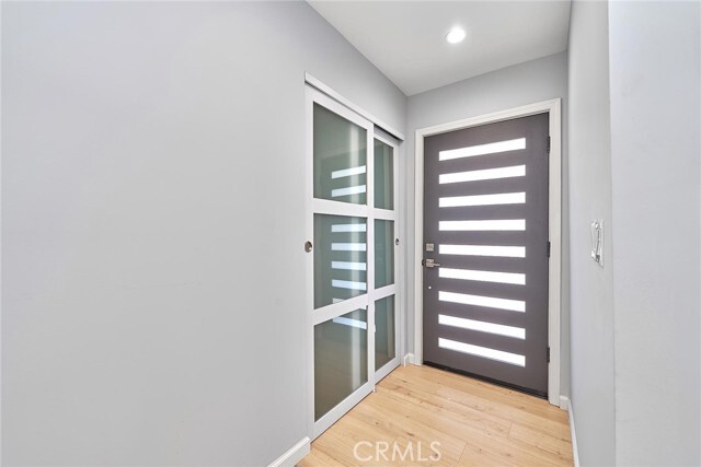 708 N El Molino Ave