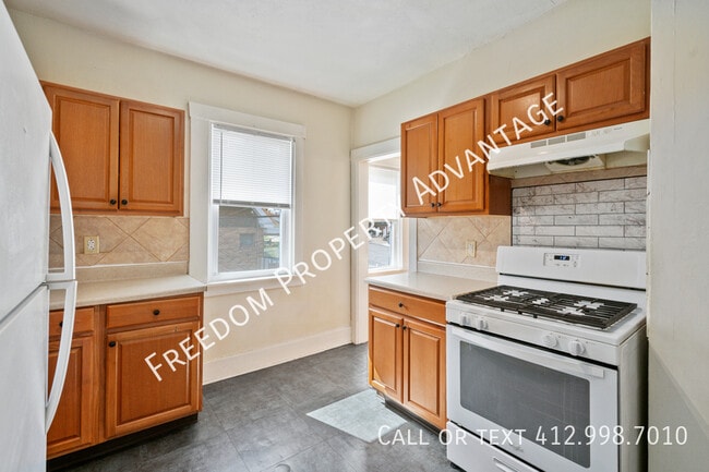 Photo - 2451 Wedgemere St Unit 2