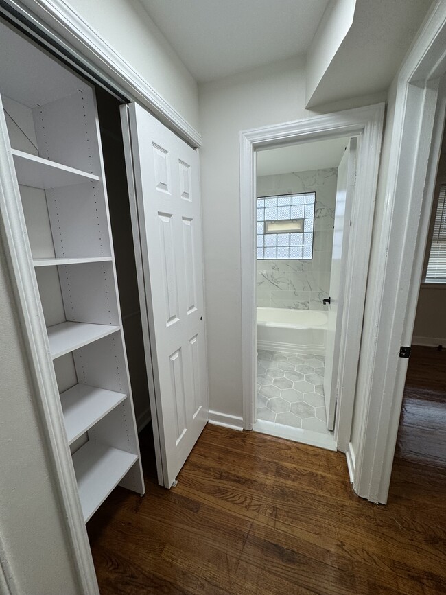 Photo - 6023 Wallace Rd