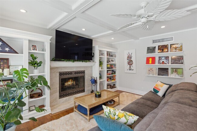 Photo - 59 N Bay Ave