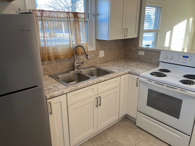 Photo - 2204 Arizona Ave