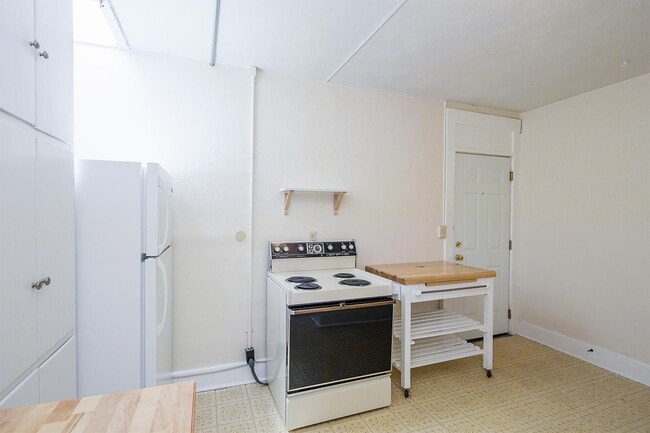 Photo - 3843 S 48th St Unit 6
