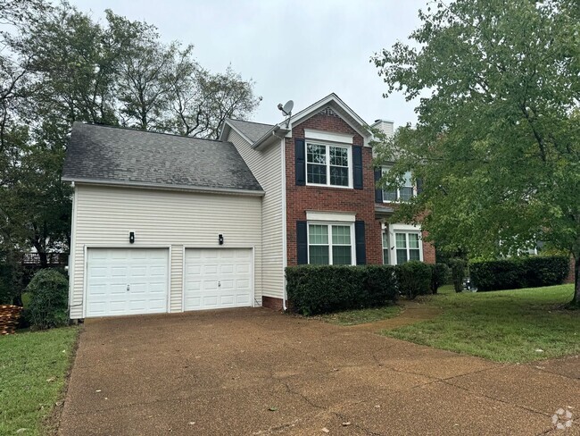 Building Photo - Remodeled 3BR Home in Franklin's Falcon Creek