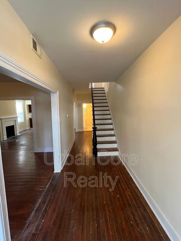 Building Photo - 805 N 26th St Rental