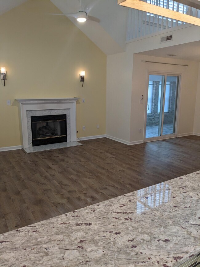 Photo - 704 Anchor Bay Cove