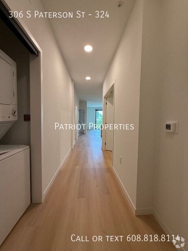 Building Photo - 306 S Paterson St Unit 324 Rental