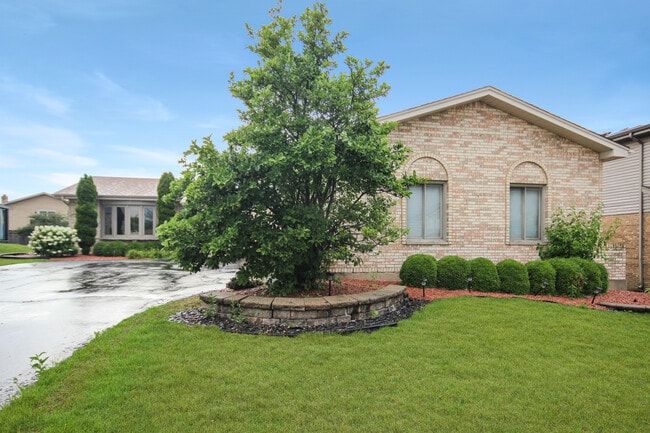 Photo - 19018 Nightingale Ln