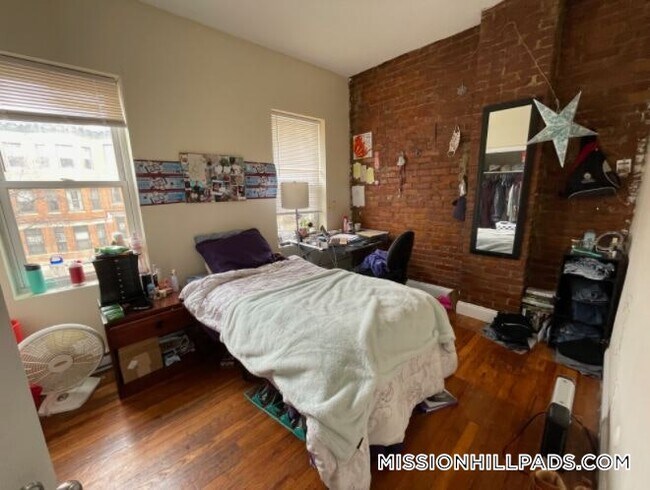 Photo - 888 Huntington Ave Unit 5