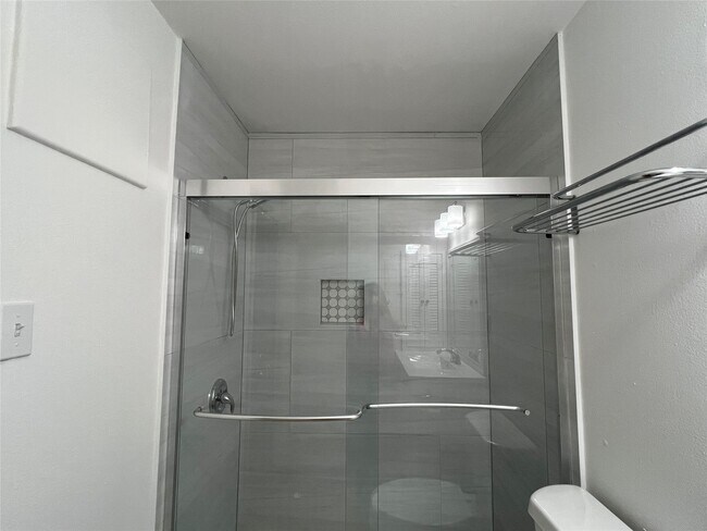 5216 Arboles Dr Unit 9