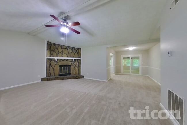 Photo - 1731 Hidden Acres Dr SW