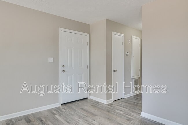 Photo - 150 Conifer Dr