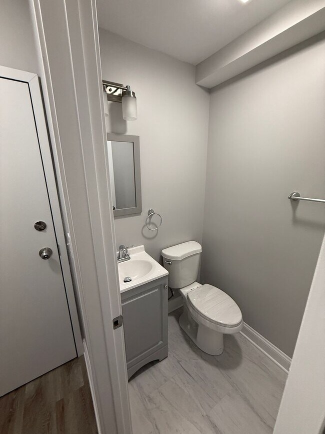 Photo - 744 W Gordon Terrace Unit 312