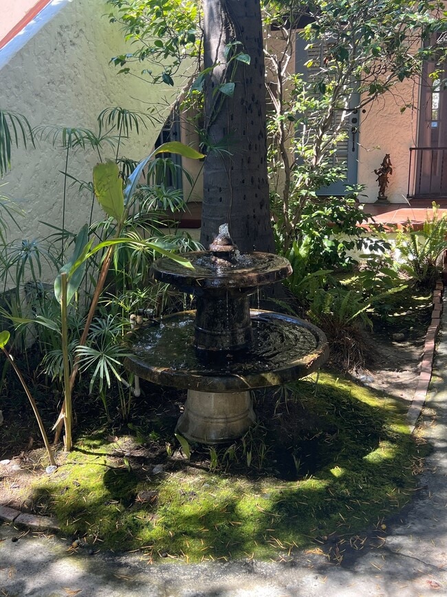 Photo - 1109 Masselin Ave Unidad 1115