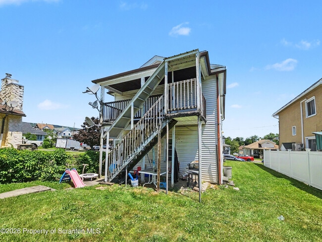 Photo - 1315 Farr St