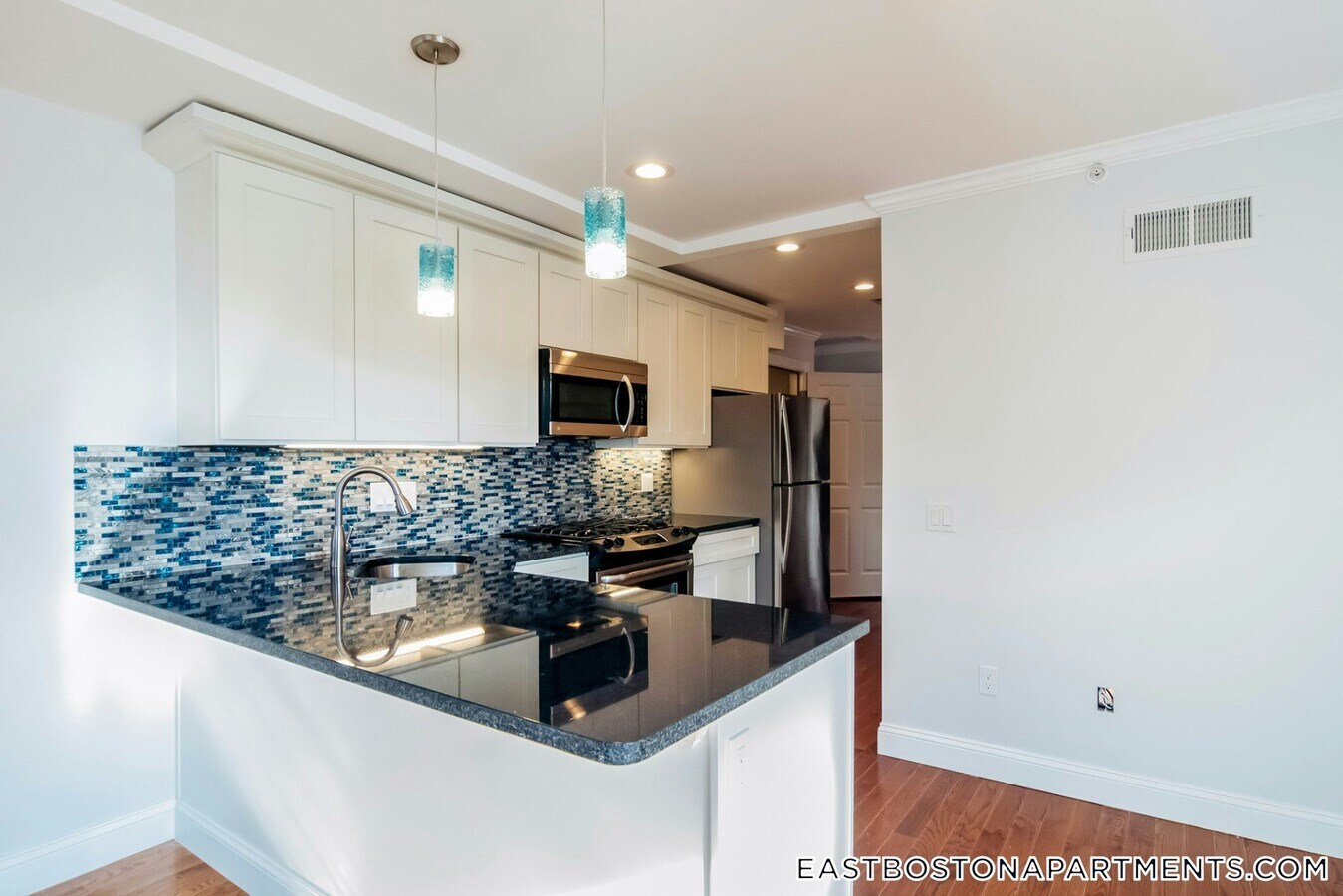 Photo - 108 Maverick St Unit 3