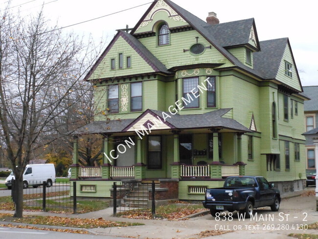 Photo - 838 W Main St Apartment Unit 2