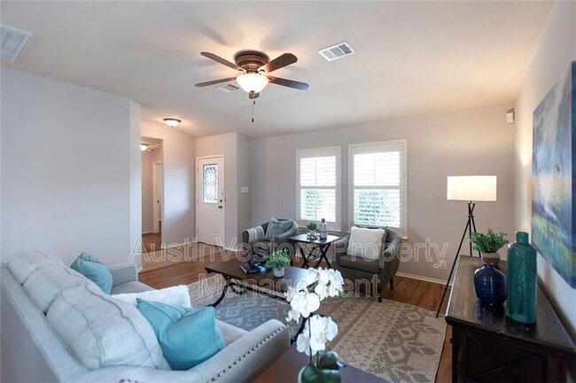 Photo - 1612 Corn Hill Ln