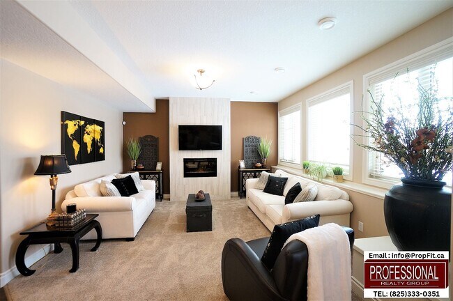 Photo - 3949 Kennedy Cres SW
