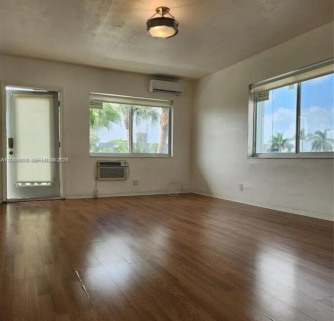 Photo - 455 Golden Isles Dr Unit 309