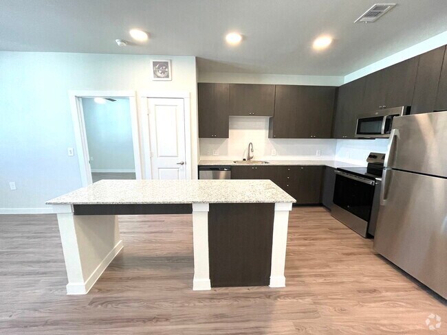 Building Photo - 5901 Co Rd 277 Unit 203 Rental