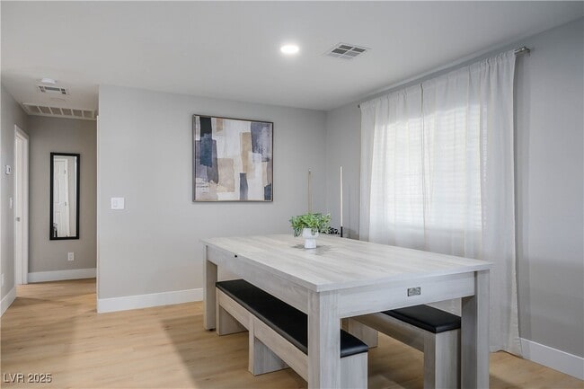 Photo - 6990 W Richmar Ave