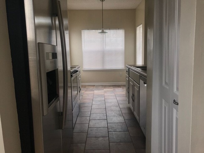 Photo - End Unit Townhouse in Virginia Beach