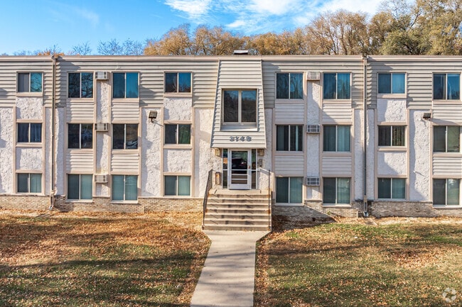 Photo - Manitou Ridge Apartments