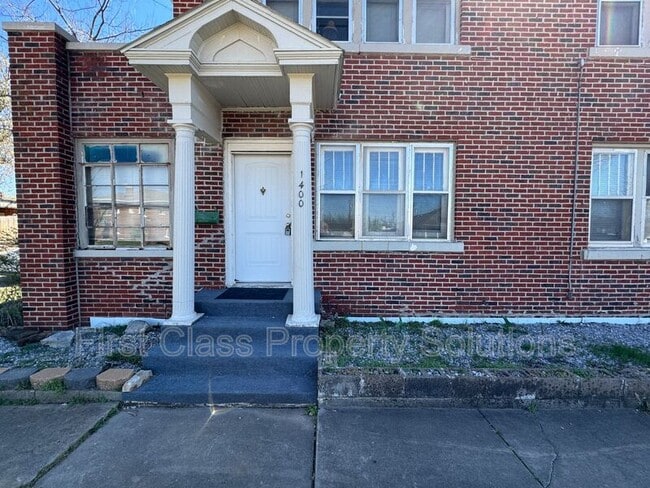 Building Photo - 1400 NW 22nd St