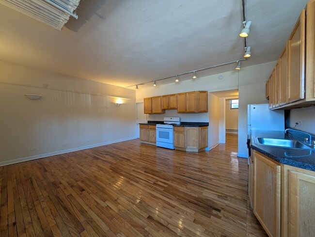 Photo - 957 W Cornelia Ave Unit 3451-GDN