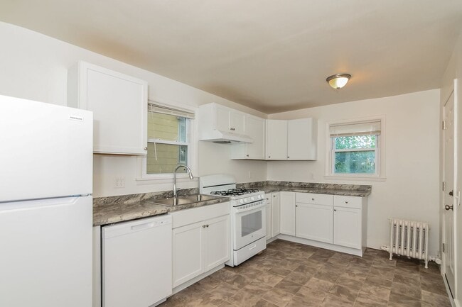 Photo - Newly Renovated Single Family Home - GREAT...