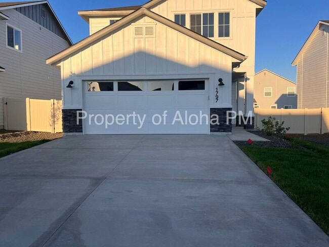 Photo - 1797 S Grayling Ave