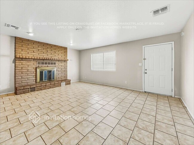Photo - 5630 W Hubbell St