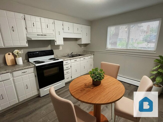 Photo - 340 Gahart Dr Unit 2