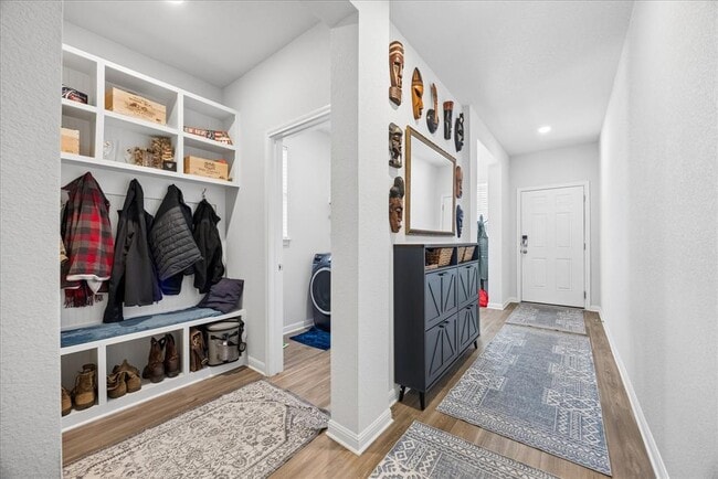 Photo - 8300 Augeron Dr