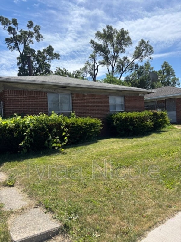 Building Photo - 12930 Southfield Service