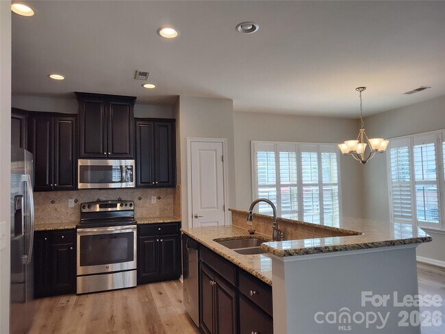 Photo - 2520 Alyssa Ln