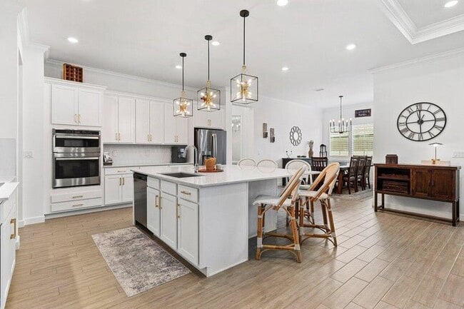 Photo - 962 Castaway Ct