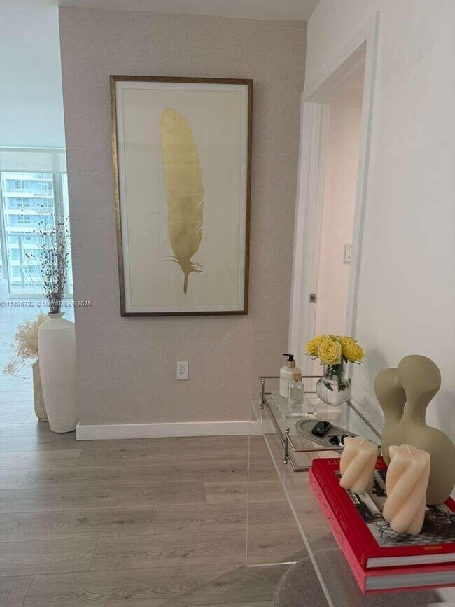 Photo - 1155 Brickell Bay Dr Unit 1408