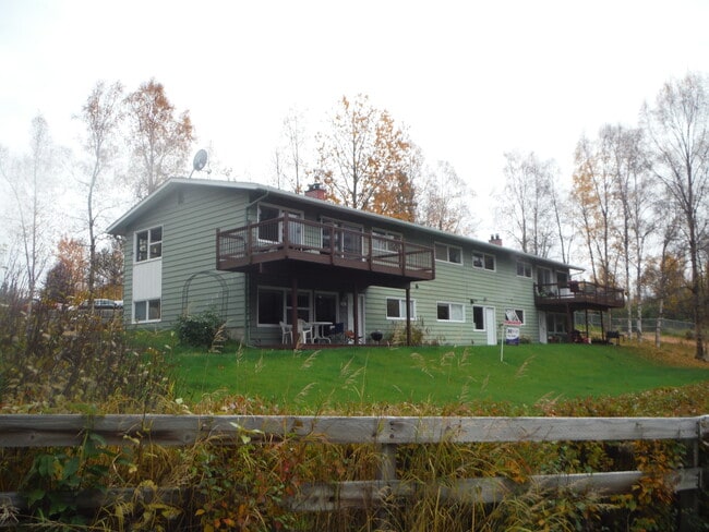 Building Photo - 324 Lynnwood Dr Unit 4