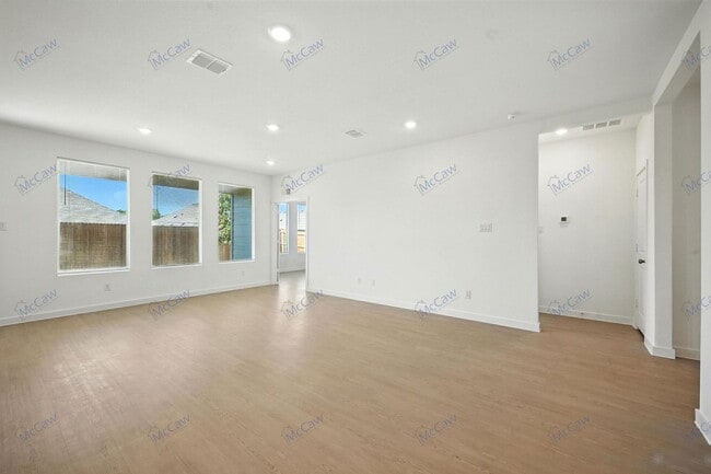 Photo - 1813 Bog Spruce Ln