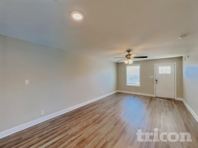 Photo - 633 Battery Ct