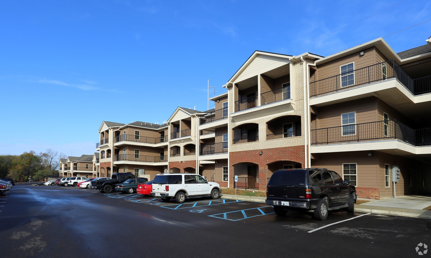 Photo - The Courts Apartments