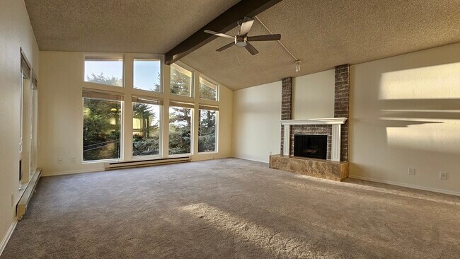 Large, wood burning fireplace - 1408 10th Ave W Unit #3